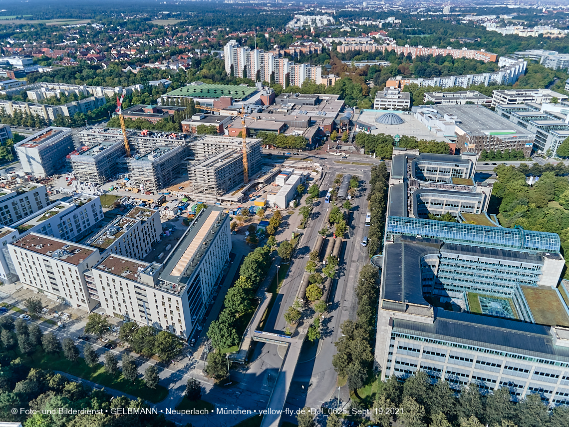 19.09.2021 - Perlach Plaza und Umgebung in Neuperlach 